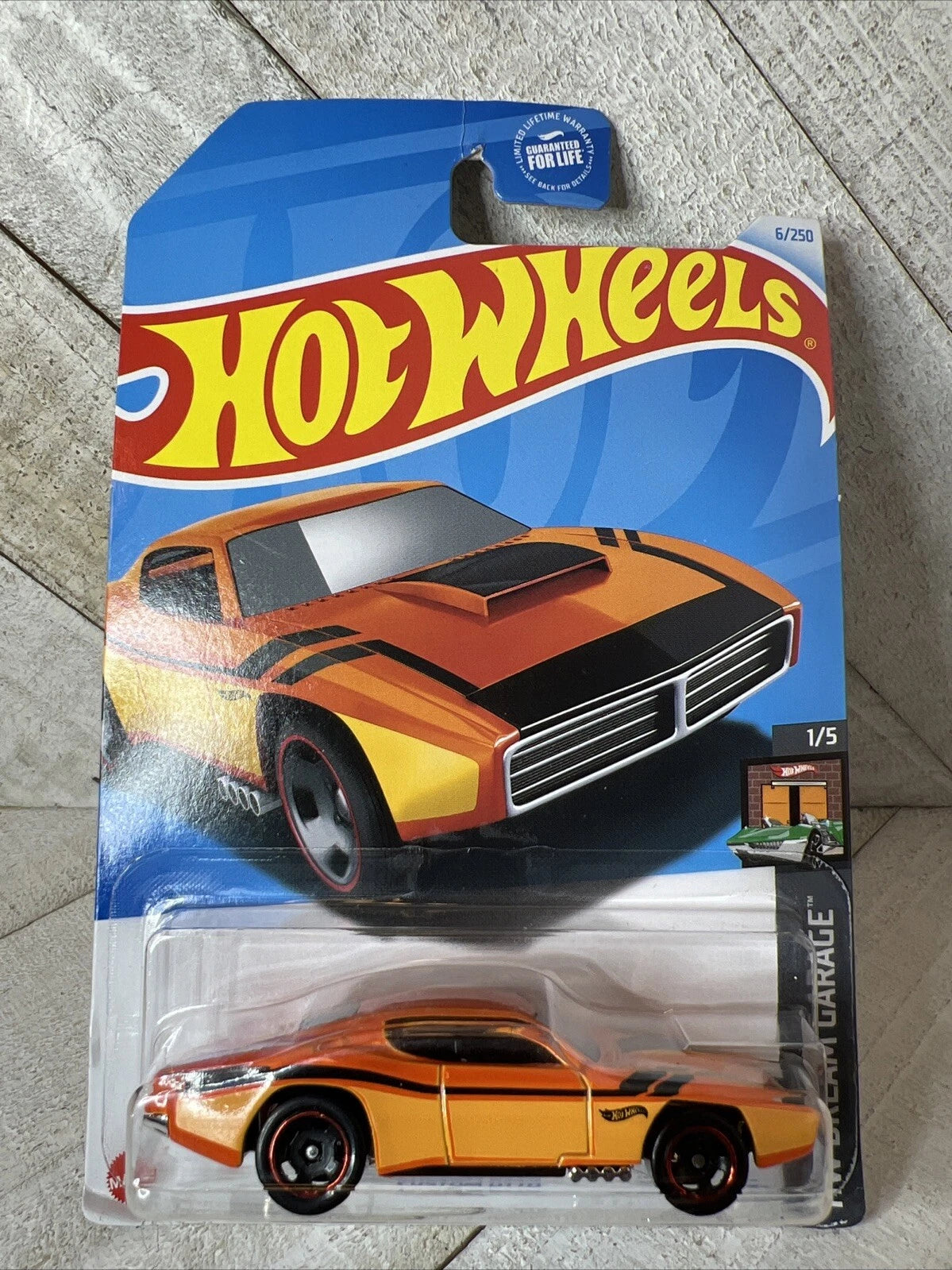 Hot Wheels Lot 8 - 007 xc40 EV Skyline and More die cast cars Hotwheels NIP